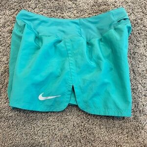 Women’s Small Nike Dri Fit Shorts